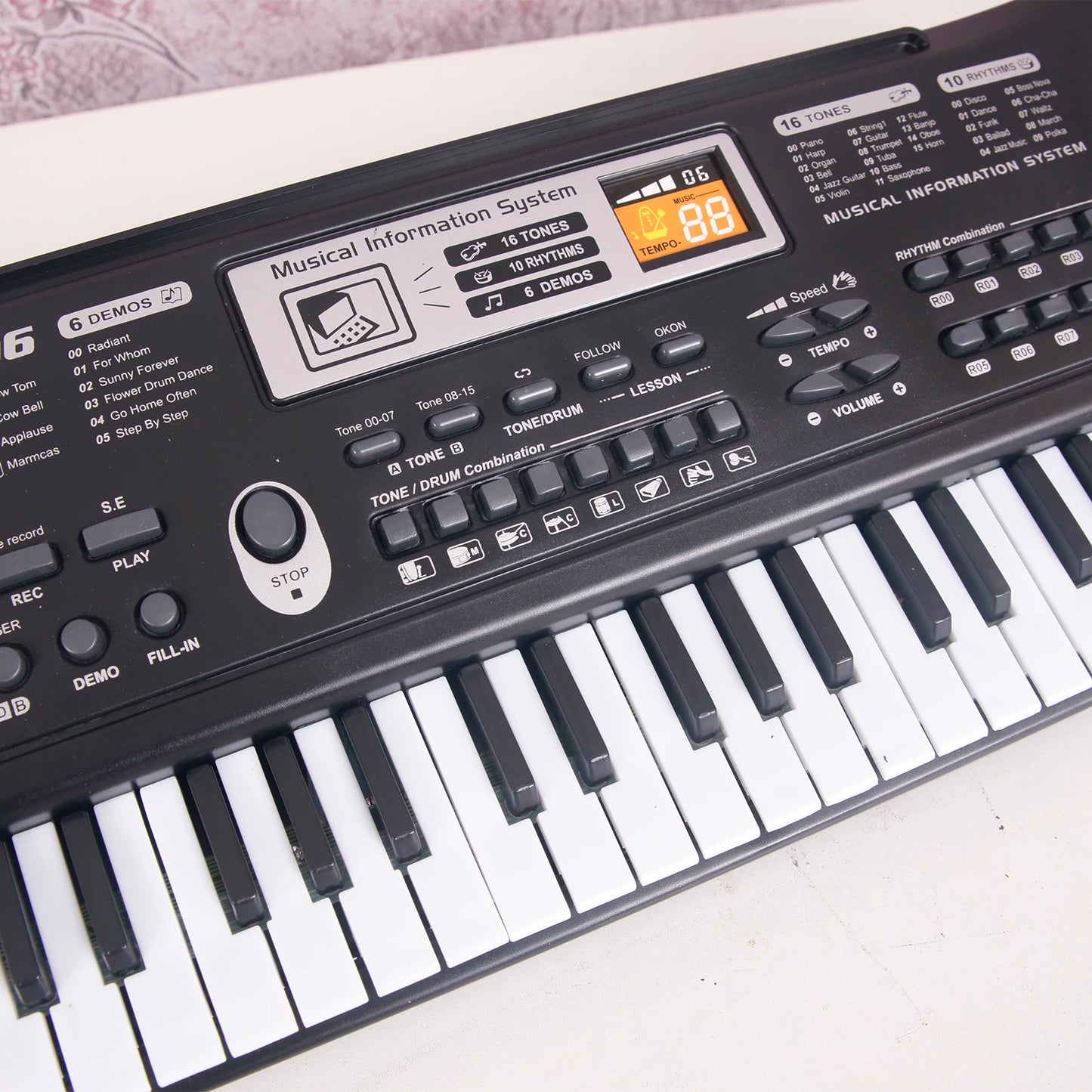 Hot 61 Keys Piano Digital Music Electronic Keyboard KeyBoard Black Electric Piano Kids Gift with microphone Keyboard instrument