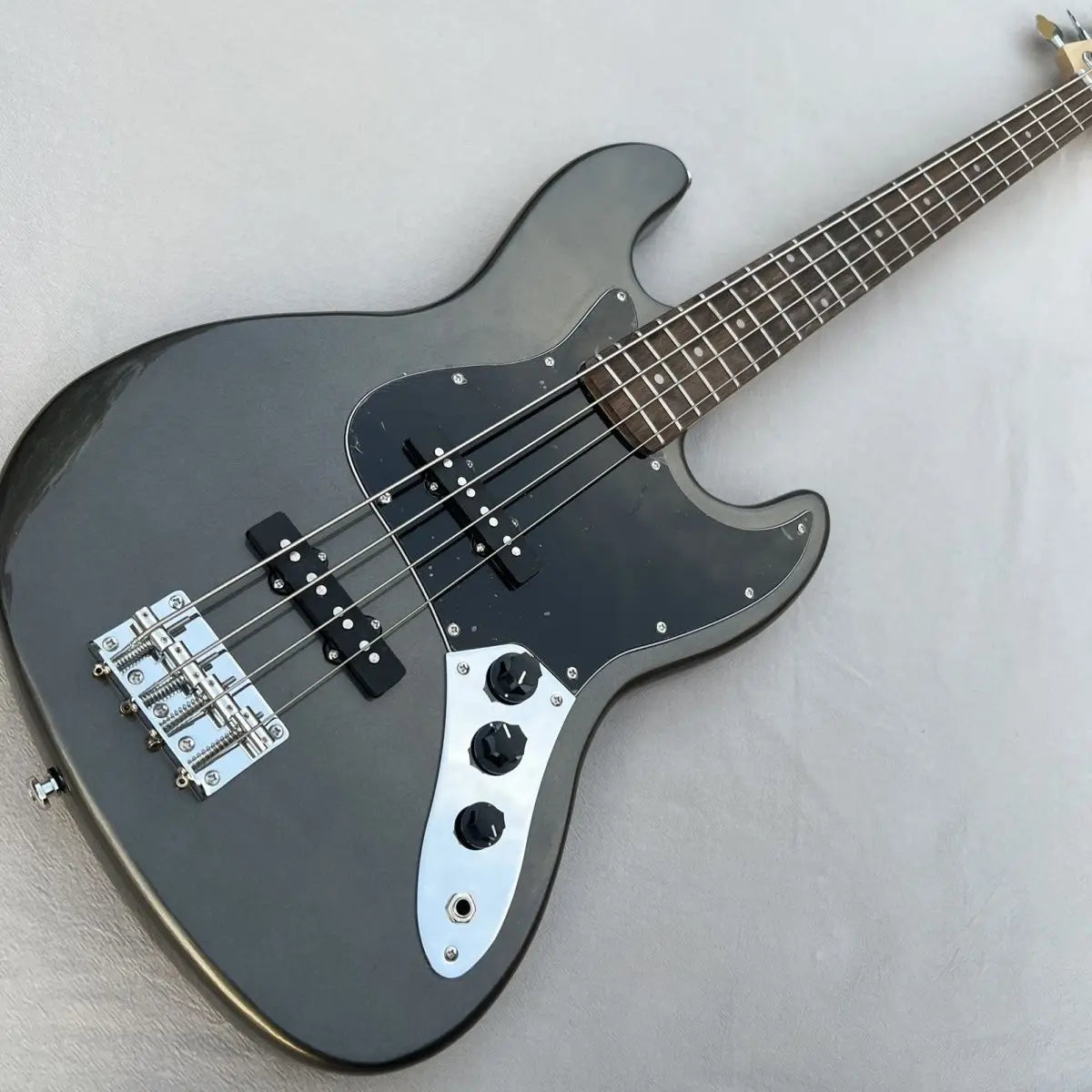US Shipping Metallic Gray 4-String Jazz Bass Electric Bass Guitar Rosewood Fingerboard For Rock And Jazz Players Free Shipping