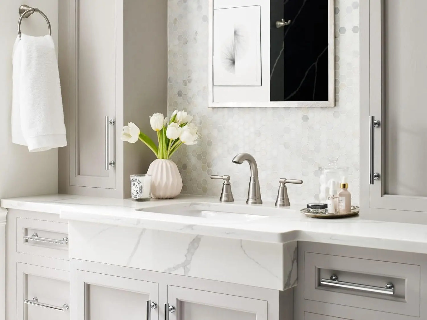 Spot-Resistant Nickel Widespread Bathroom Faucet With Drain